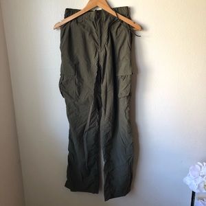NWOT Mens Cargo The North Face Pants with Pockets
